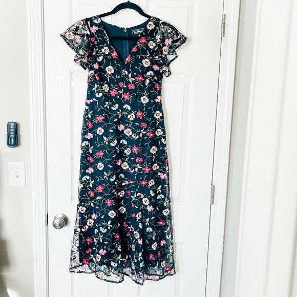 NWOT Sam Edelman Floral Embroidered Short Sleeve/ Cold Shoulder Dress - 2 - Picture 8 of 12